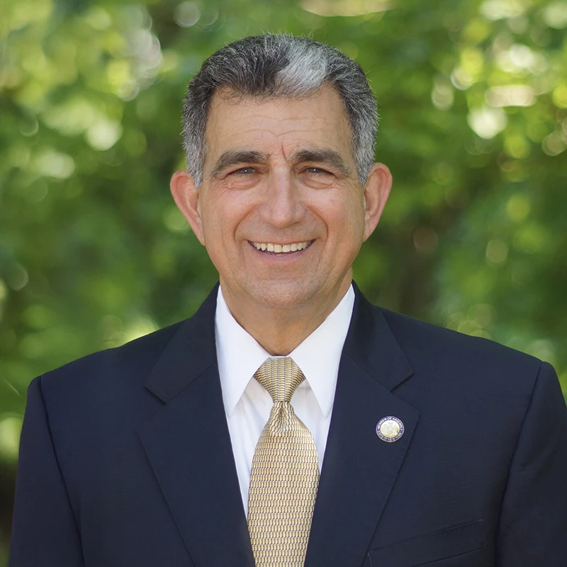 William B Magnarelli